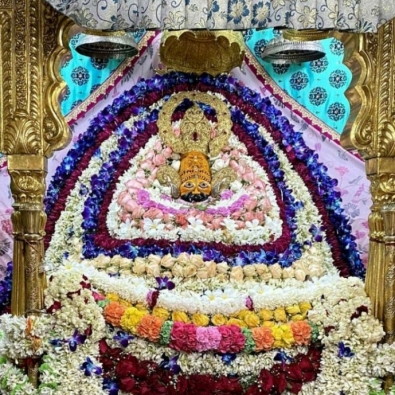 <b>23 July 2021 के  अद्भुत श्रृँगार दर्शन, श्री खाटू श्याम जी के, खाटू धाम, राजस्थान से</b>